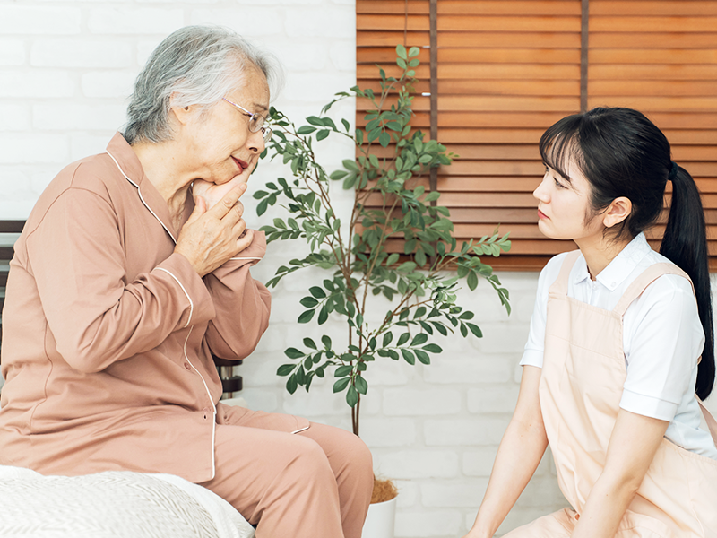 歯が痛い高齢者